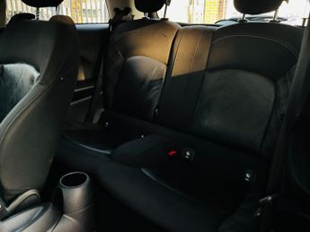 MINI Hatch 2.0 Cooper SD Auto Euro 6 (s/s) 3dr