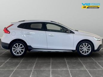 Volvo V40 Cross Country 2.0 D4 Pro Auto Euro 6 (s/s) 5dr