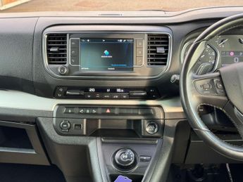 Peugeot Traveller 2.0 BlueHDi Allure Standard MPV 5dr Diesel EAT8 MWB Euro 6 (s/s)