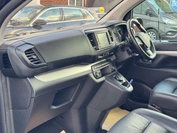 Peugeot Traveller 2.0 BlueHDi Allure Standard MPV 5dr Diesel EAT8 MWB Euro 6 (s/s)