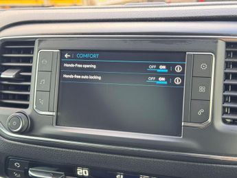 Peugeot Traveller 2.0 BlueHDi Allure Standard MPV 5dr Diesel EAT8 MWB Euro 6 (s/s)