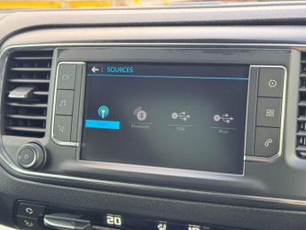 Peugeot Traveller 2.0 BlueHDi Allure Standard MPV 5dr Diesel EAT8 MWB Euro 6 (s/s)