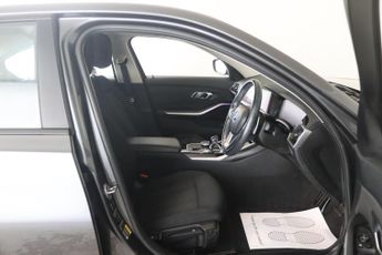 BMW 3 Series 2.0 330e 12kWh SE Pro Auto Euro 6 (s/s) 4dr