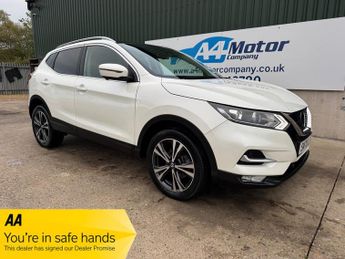 Nissan Qashqai 1.3 DIG-T N-Connecta Euro 6 (s/s) 5dr