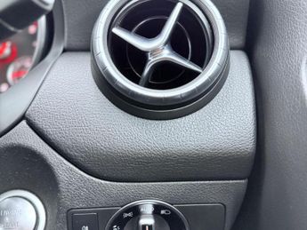 Mercedes-Benz CLA 2.1 CLA220d AMG Line Shooting Brake 7G-DCT Euro 6 (s/s) 5dr