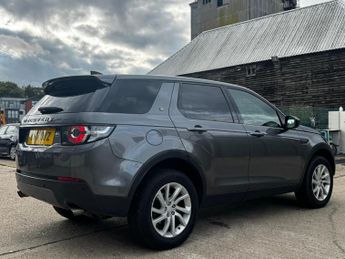 Land Rover Discovery Sport 2.0 TD4 SE Tech Auto 4WD Euro 6 (s/s) 5dr