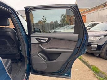 Audi Q7 3.0 TDI V6 S line Tiptronic quattro Euro 6 (s/s) 5dr