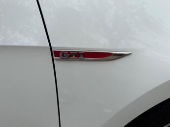 Volkswagen Golf 2.0 TSI BlueMotion Tech GTI Hatchback 5dr Petrol DSG Euro 6 (s/s