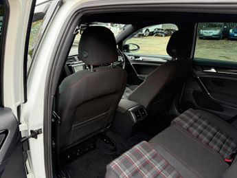 Volkswagen Golf 2.0 TSI BlueMotion Tech GTI Hatchback 5dr Petrol DSG Euro 6 (s/s