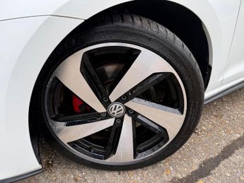 Volkswagen Golf 2.0 TSI BlueMotion Tech GTI Hatchback 5dr Petrol DSG Euro 6 (s/s