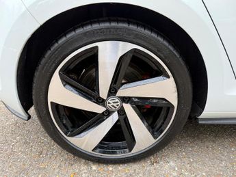 Volkswagen Golf 2.0 TSI BlueMotion Tech GTI Hatchback 5dr Petrol DSG Euro 6 (s/s