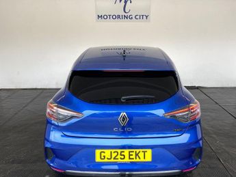 Renault Clio 1.6 E-TECH techno Auto Euro 6 (s/s) 5dr