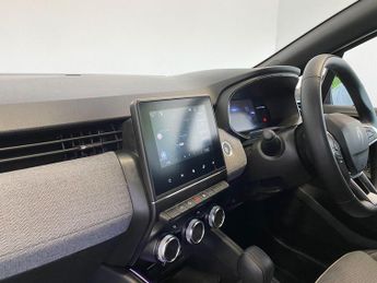 Renault Clio 1.6 E-TECH techno Auto Euro 6 (s/s) 5dr