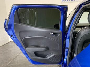 Renault Clio 1.6 E-TECH techno Auto Euro 6 (s/s) 5dr