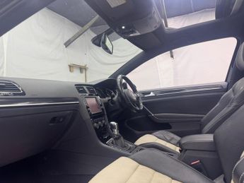Volkswagen Golf 2.0 TSI BlueMotion Tech R DSG 4Motion Euro 6 (s/s) 3dr