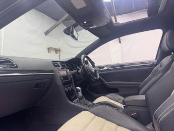 Volkswagen Golf 2.0 TSI BlueMotion Tech R DSG 4Motion Euro 6 (s/s) 3dr