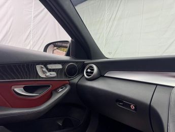 Mercedes-Benz C Class 2.1 C220d AMG Line (Premium) G-Tronic+ Euro 6 (s/s) 4dr