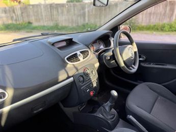 Renault Clio 1.2 I-Music Euro 5 5dr