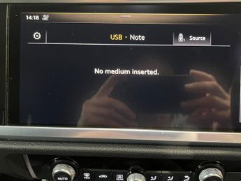 Audi Q3 1.5 TFSI CoD 35 S line S Tronic Euro 6 (s/s) 5dr