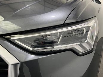 Audi Q3 1.5 TFSI CoD 35 S line S Tronic Euro 6 (s/s) 5dr