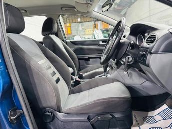 Ford Focus 1.6 Zetec 5dr