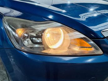 Ford Focus 1.6 Zetec 5dr