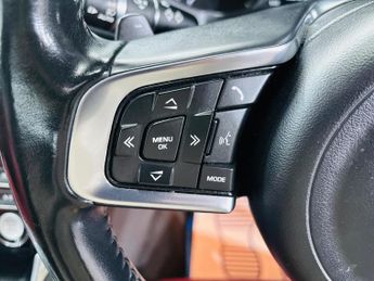 Jaguar XE 2.0d R-Sport Auto Euro 6 (s/s) 4dr