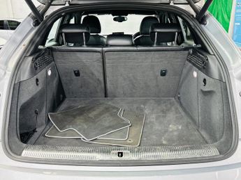 Audi Q3 2.0 TDI S line S Tronic quattro Euro 6 (s/s) 5dr