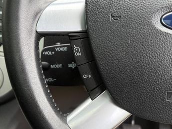 Ford Kuga 2.0 TDCi Titanium Powershift AWD Euro 5 5dr