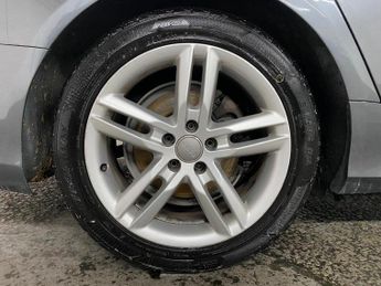 Audi A6 Avant 3.0 TDI V6 S line Multitronic Euro 5 (s/s) 5dr