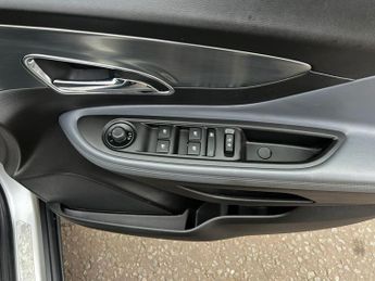 Vauxhall Mokka 1.4T SE Auto 2WD Euro 5 5dr