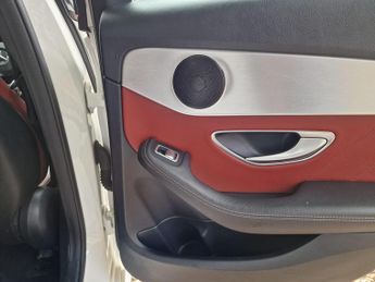 Mercedes-Benz C Class 2.1 C220d AMG Line (Premium) G-Tronic+ Euro 6 (s/s) 4dr