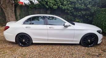 Mercedes-Benz C Class 2.1 C220d AMG Line (Premium) G-Tronic+ Euro 6 (s/s) 4dr