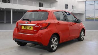 Toyota Yaris 1.5 VVT-h Icon E-CVT Euro 6 5dr