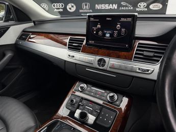 Audi A8 3.0 TDI V6 SE Executive Tiptronic quattro Euro 5 (s/s) 4dr