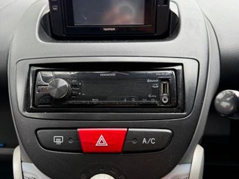 Toyota AYGO 1.0 VVT-i Go Euro 5 5dr