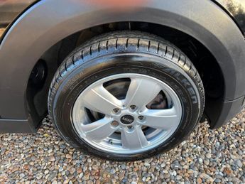 MINI Hatch 1.5 Cooper Auto Euro 6 (s/s) 5dr