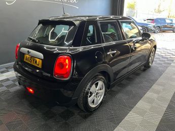 MINI Hatch 1.5 Cooper Auto Euro 6 (s/s) 5dr