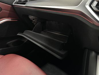 BMW 3 Series 2.0 318d MHT M Sport Touring Auto Euro 6 (s/s) 5dr