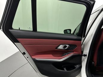 BMW 3 Series 2.0 318d MHT M Sport Touring Auto Euro 6 (s/s) 5dr