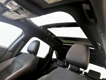 Ford Kuga 2.5 Duratec 14.4kWh ST-Line X Edition CVT Euro 6 (s/s) 5dr