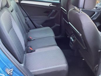 VOLKSWAGEN TIGUAN 2.0 TDI Match SUV 5dr Diesel DSG Euro 6 (s/s) (150 ps) 6 MONTHS 