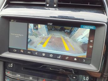 JAGUAR F-PACE 2.0 D180 R-Sport SUV 5dr Diesel Auto AWD Euro 6 (s/s) (180 ps) 6