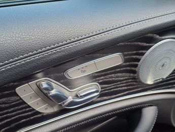 MERCEDES-BENZ E-CLASS 2.0 E220d AMG Line (Premium Plus) Saloon 4dr Diesel G-Tronic+ Eu