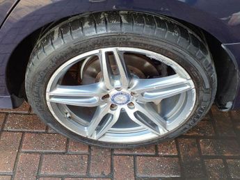 MERCEDES-BENZ E-CLASS 2.0 E220d AMG Line (Premium Plus) Saloon 4dr Diesel G-Tronic+ Eu