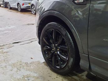 FORD KUGA 1.5T EcoBoost ST-Line X SUV 5dr Petrol Auto AWD Euro 6 (s/s) (17