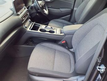 HYUNDAI KONA 64kWh Premium SUV 5dr Electric Auto (10.5kW Charger) (204 ps) 6 