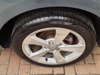 AUDI A1 1.4 TFSI Sport Hatchback 3dr Petrol S Tronic Euro 6 (s/s) (125 p