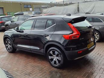 VOLVO XC40 2.0 B4 INSCRIPTION MHEV 5d 195 BHP 6 MONTHS WARRANTY 2 KEYS