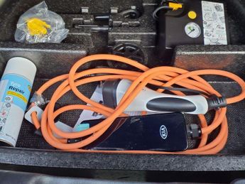 KIA NIRO 64kWh 4 SUV 5dr Electric Auto (201 bhp) FULL KIA SERVICE HISTORY